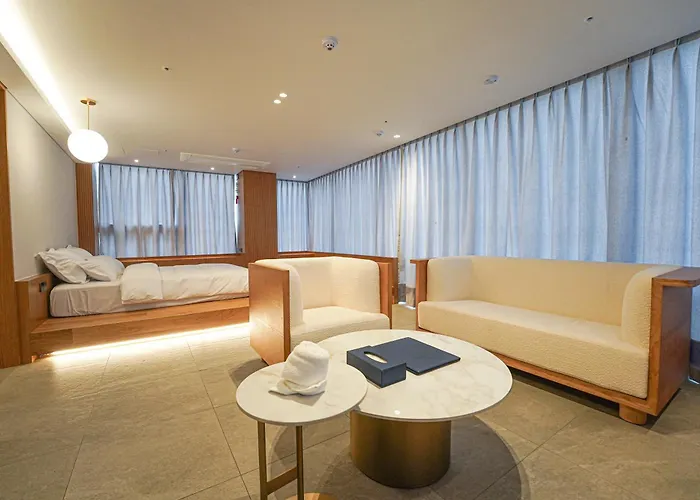 Hotel Ground27